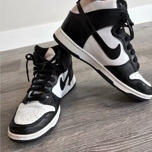 Retro High Top DUNKS Black and White Sneakers